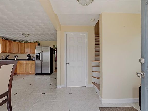 4th image of 73 Harvard Ave