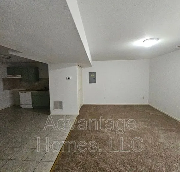 801 Johnson Cir #B — Photo 13