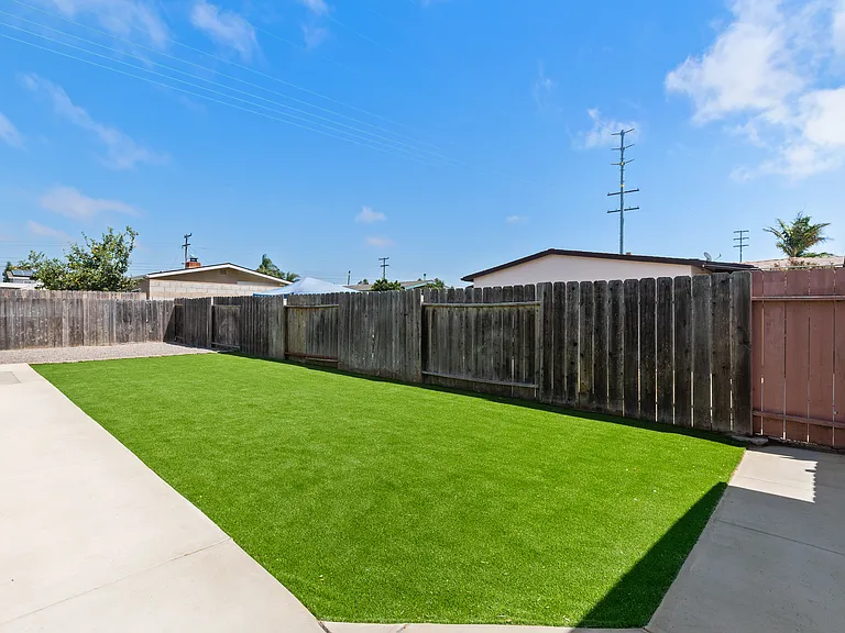 4020 Fond Du Lac Ave — Photo 22