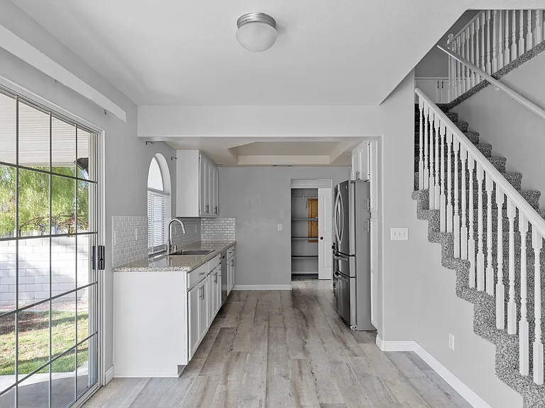 37 Fox Trace Ct — Photo 6