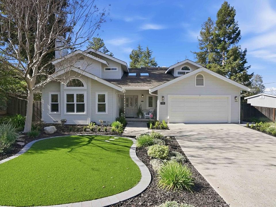 1st image of 15931 Camino Del Cerro