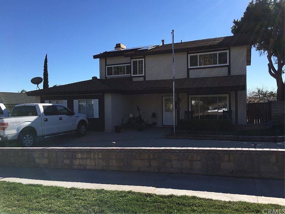1st image of 595 W Hill Dr