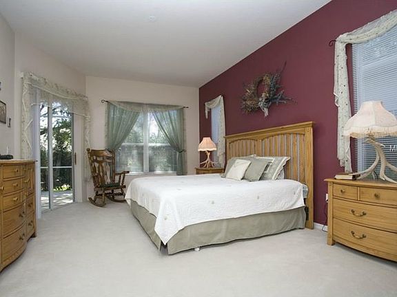 4th image of 1755 Oak Park Ct