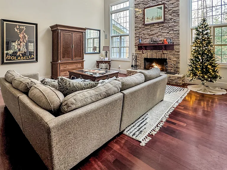 13217 Three Oaks Rd — Photo 10