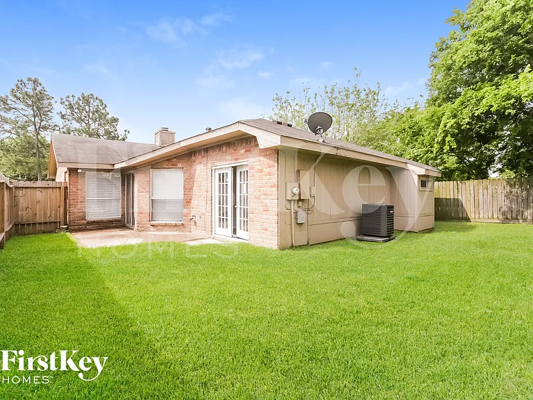 17522 Davenway Dr — Photo 14