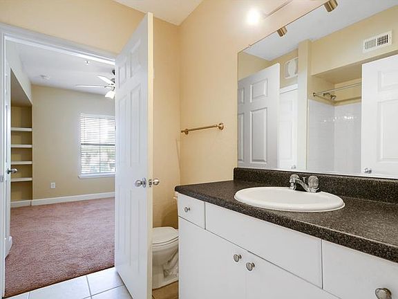 5th image of 204 E South St Unit 2057