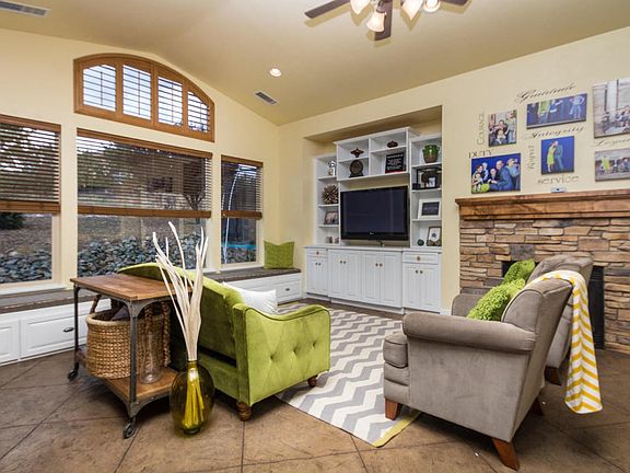 4th image of 887 Trail Head Cir