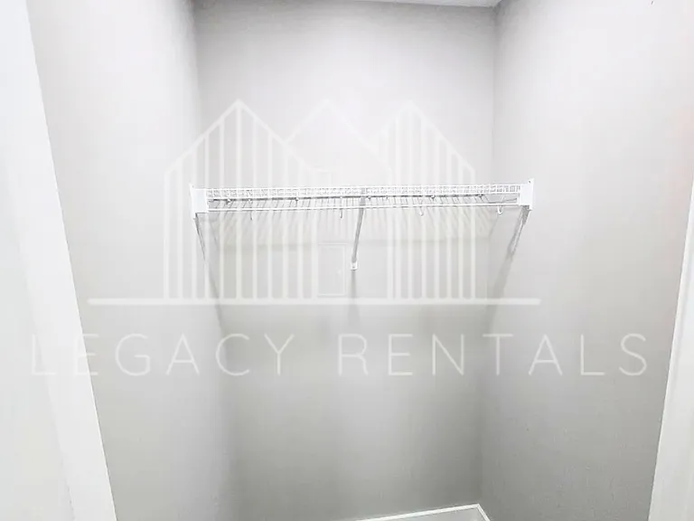 1112 Race St — Photo 5
