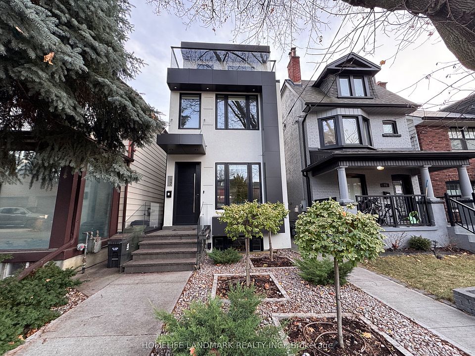 1st image of 17 Hocken Ave