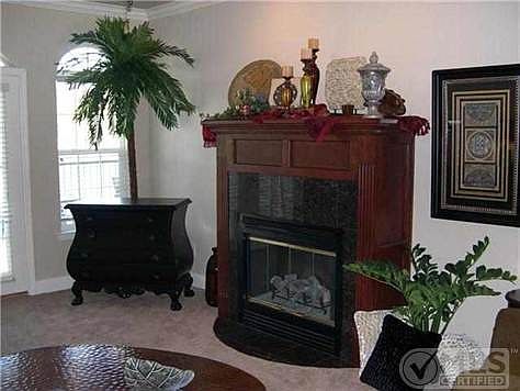 3rd image of 451 Lakeland Dr APT J3