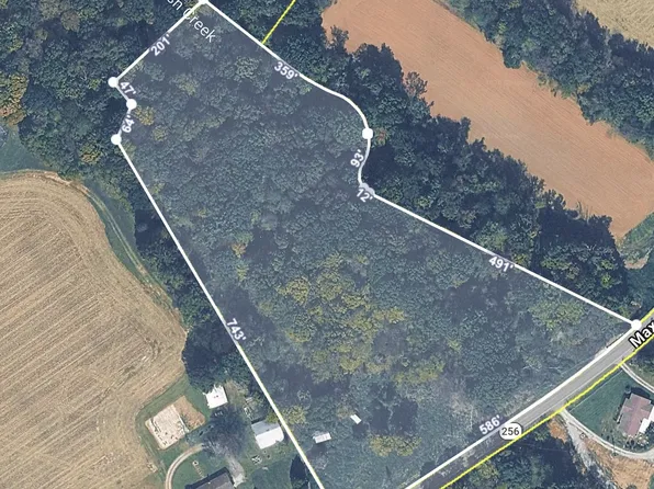 3318 Maxey Rd, Cedar Hill, TN 37032