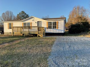560 J M Lovelace Rd, Ellenboro, NC 28040
