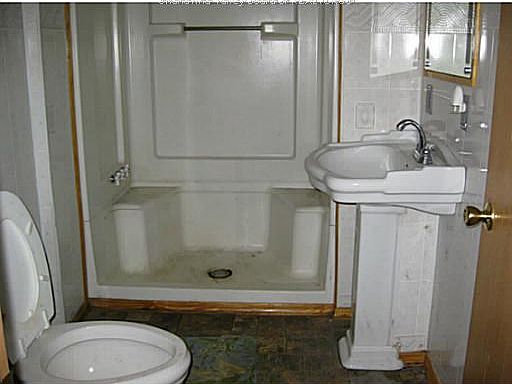 3rd image of 5412 Elaine Dr