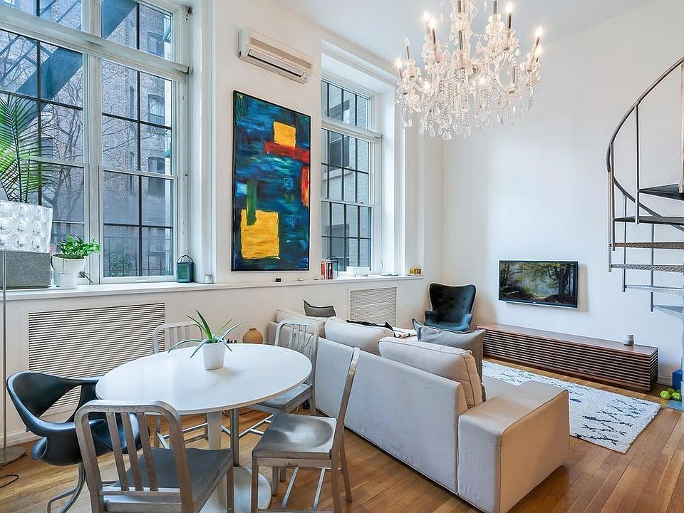 1st image of 29 King St APT 2E