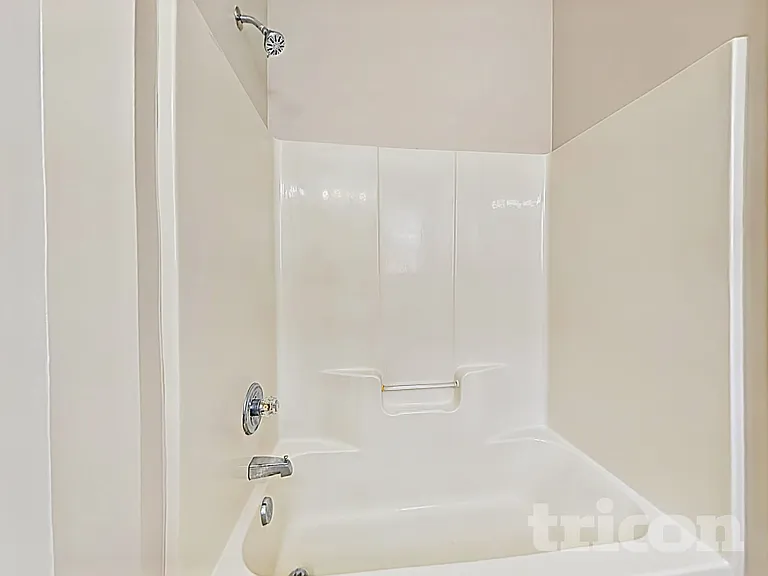 6723 Dunton St — Photo 13