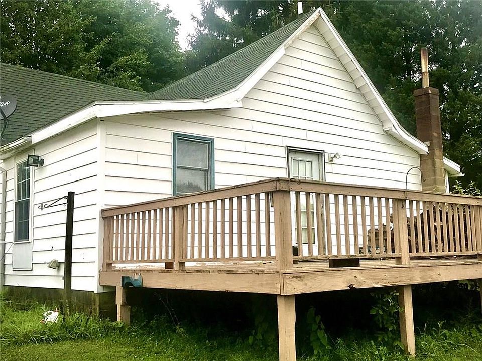 2nd image of 2421 E County Road 820 S