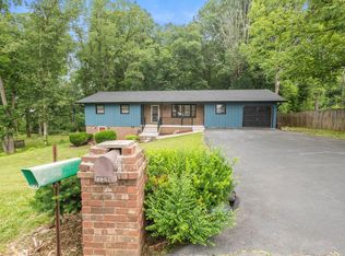 4057 Black Oak Dr, Kingsport, TN 37660