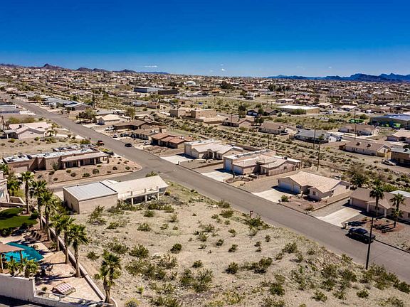 3rd image of 2771 Arabian Dr