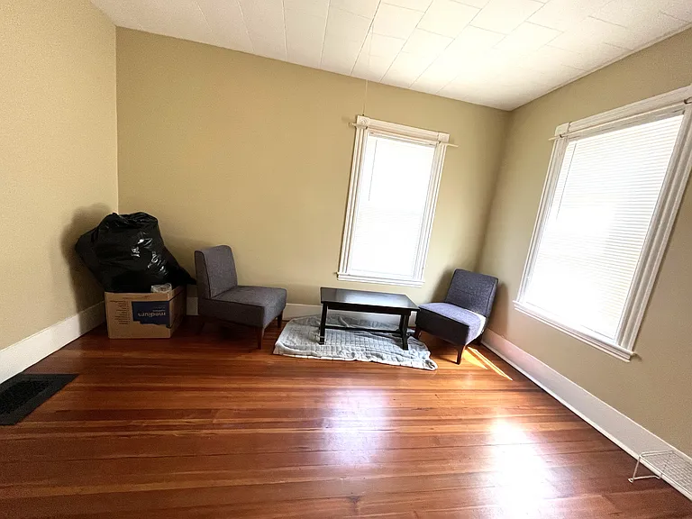 55 Litchfield St #13 — Photo 8