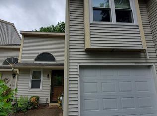 6 Jaipur Ln, Saratoga Springs, NY 12866