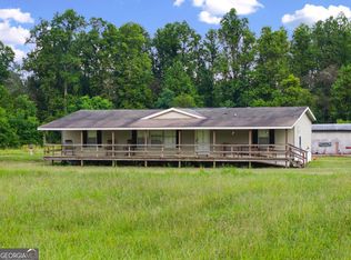 82 Harris Rd, Baxley, GA 31513