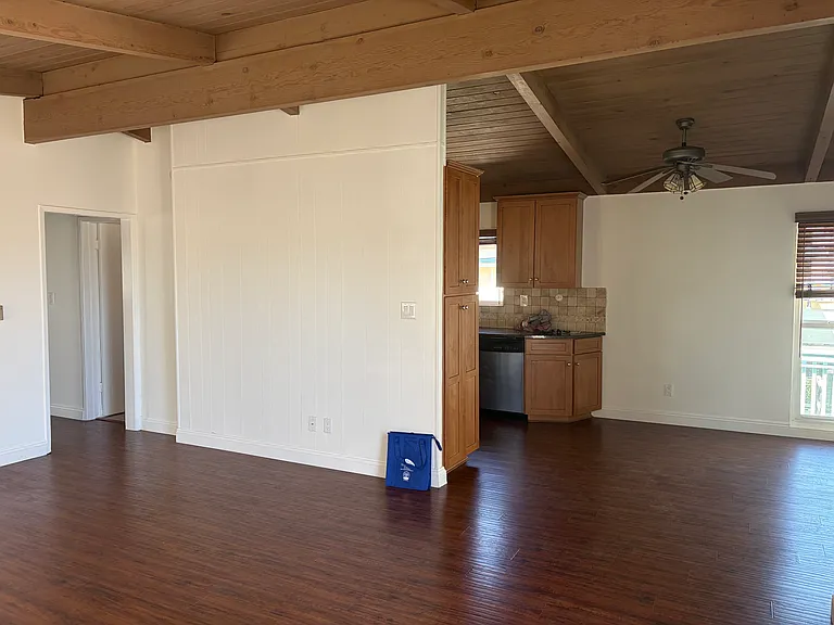 429 1/2 Begonia Ave — Photo 7