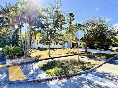 802 Lytle Street, West Palm Beach, FL, 33405