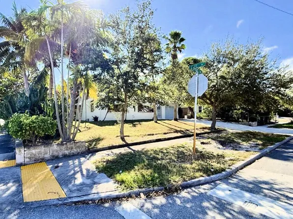 802 Lytle Street, West Palm Beach, FL 33405