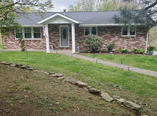 100 Holland Dr, Blairsville, PA 15717