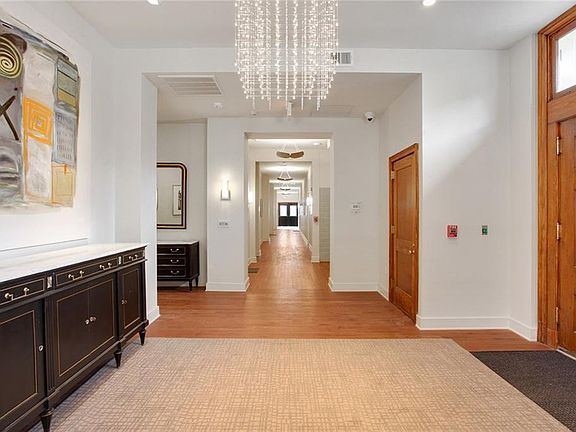 3rd image of 820 Dauphine St Unit 304