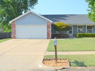 8100 E Norman Ave, Broken Arrow, OK 74014