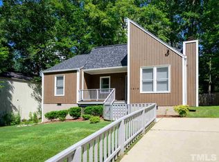 1218 Selwyn Ln, Cary, NC 27511