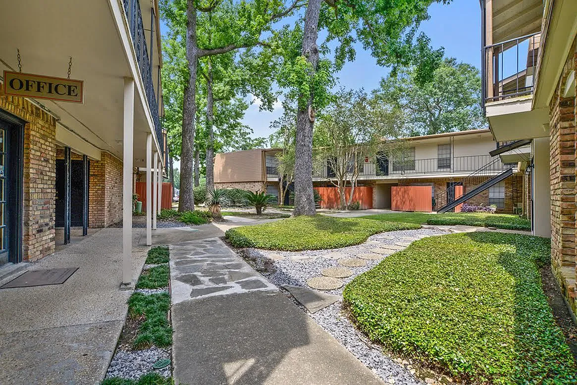 Bienville Towers — Photo 4