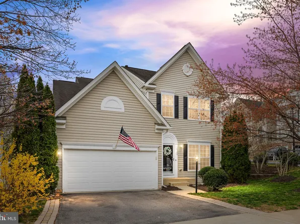 16400 Plumage Eagle St, Woodbridge, VA 22191