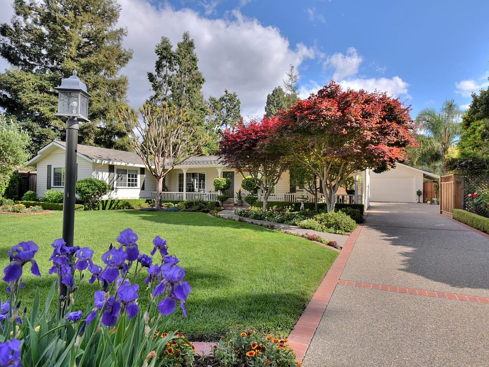 1st image of 1460 Arroyo Seco Dr