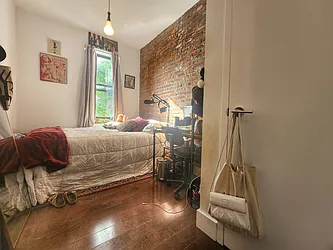 Rented by RELEASE NY