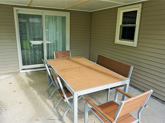 4th image of 1720 Urban Cir