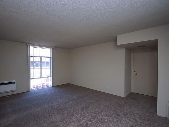 4th image of 1009 N Garfield Ave APT 11