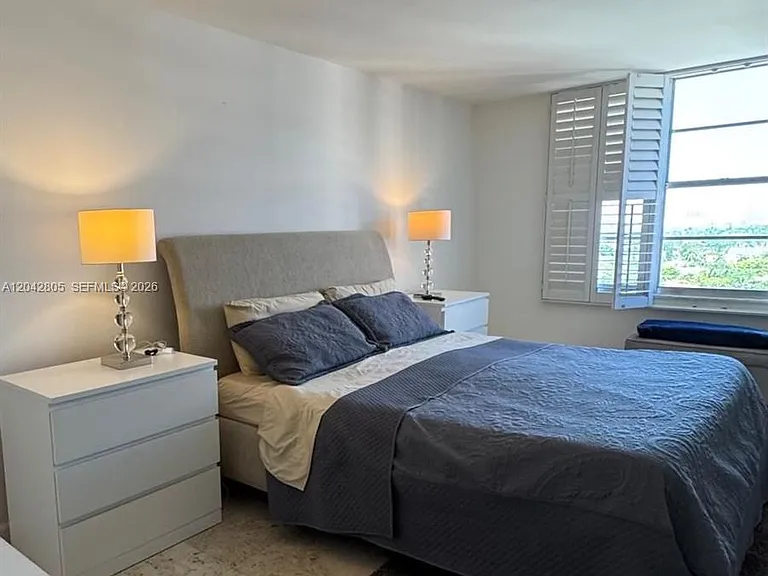 5161 E Collins Ave #1612 — Photo 18