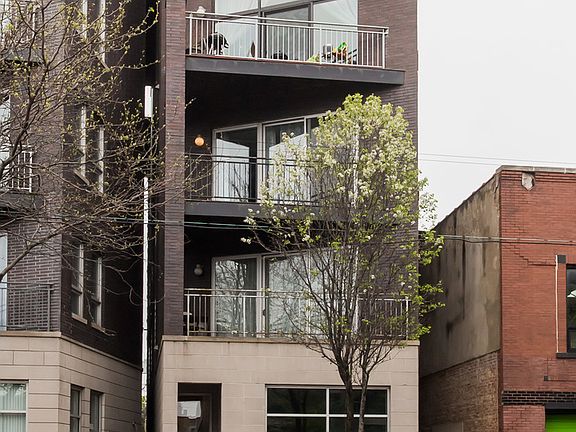 3rd image of 2631 W Chicago Ave APT 3