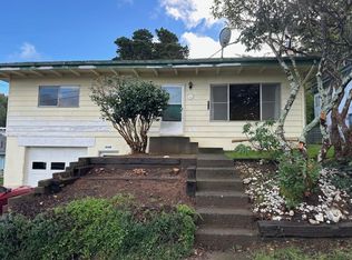 29287 Wallace St, Gold Beach, OR 97444