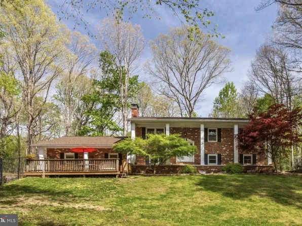 37352 Asher Rd, Mechanicsville, MD 20659