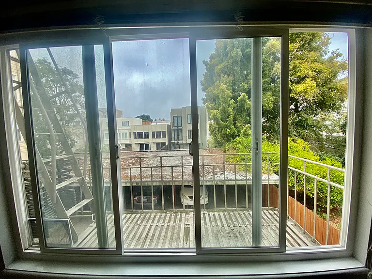 1640 Bay St #106 — Photo 4