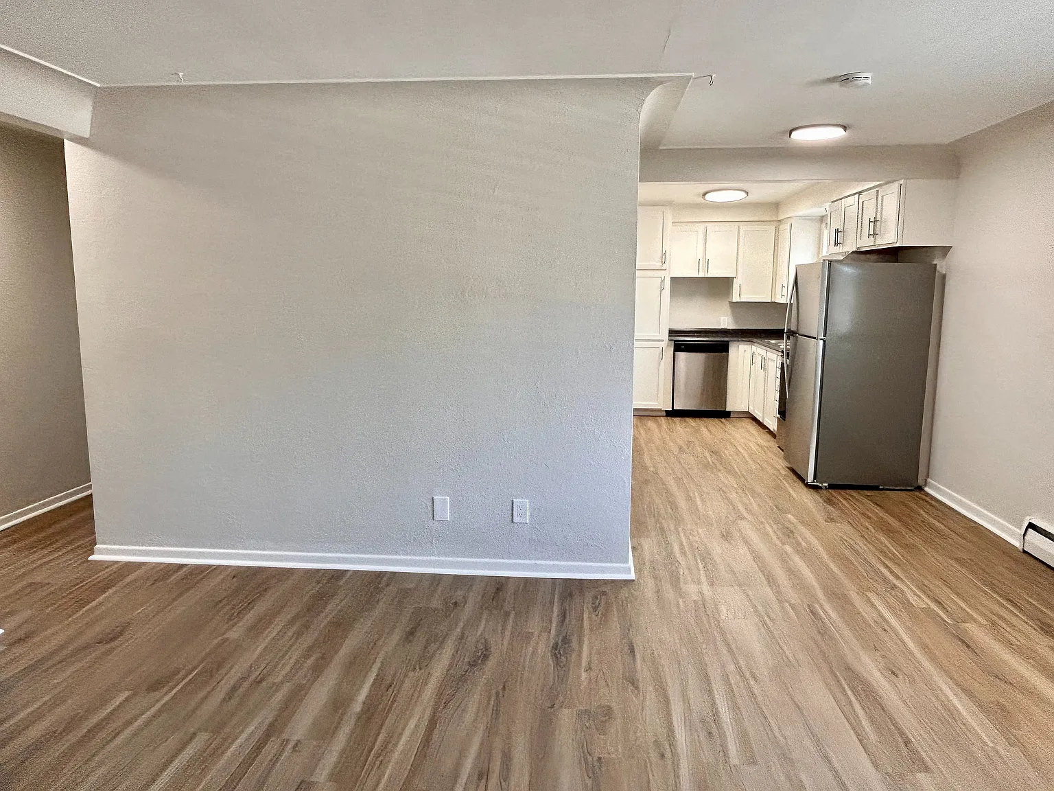 2444 South York Street Apartments — Photo 4
