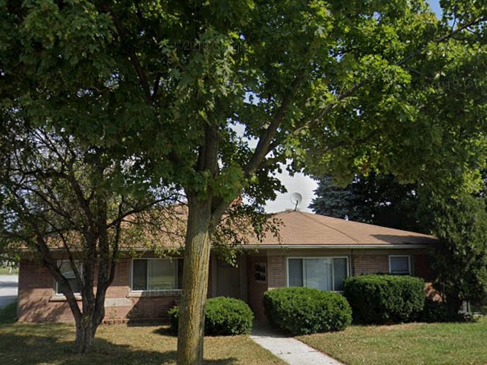 1st image of 1872 London Ave APT 4