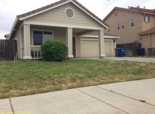 1330 Riverside Ct, Merced, CA 95348