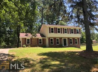 2526 Whisper Trl, Douglasville, GA 30135