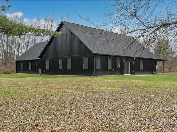 3rd image of 23610 Fetterly Rd