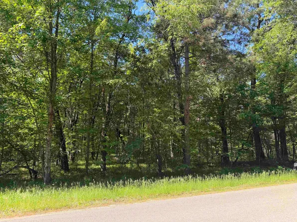 E Lake Crest Dr, Shawano, WI 54166