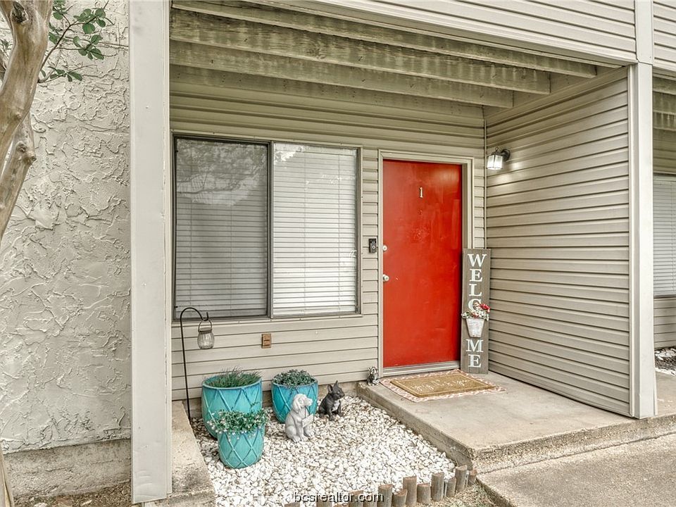 1st image of 1900 Dartmouth St APT B1